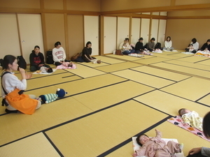 今年初のあかちゃんサロン