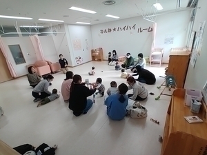 子育てサロン１月の様子・２月の予定