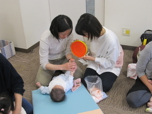 今年初のあかちゃんサロン