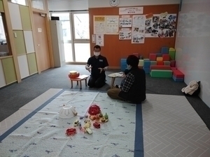 「子育てサロン」4月の様子・5月の予定