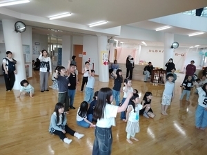 「けやきひろば・みんな友達の時間」5月の様子・6月の予定