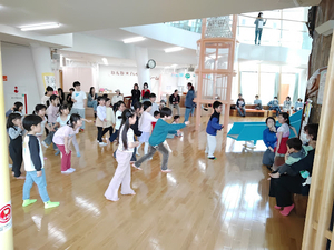 「けやきひろば・みんな友達の時間」４月の予定・５月の予定