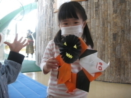 けやきひろば「折り紙でハロウィン」