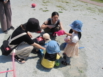 6月7日おひさまサロン「暑くても関係ない、遊びたい」