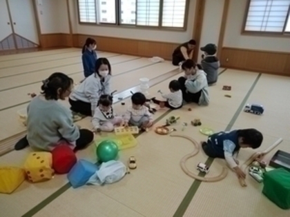 「おひさまサロン」4月の様子・５月の予定